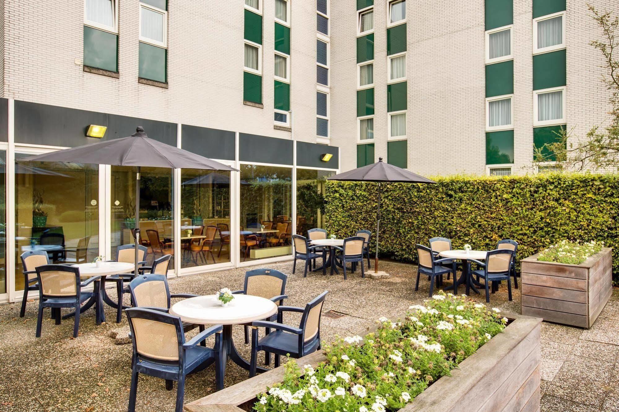 Nh Best Hotel Exterior photo